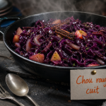 Bienfait du choux rouge cuit : chou rouge cuit en poêle, oignon et pommes